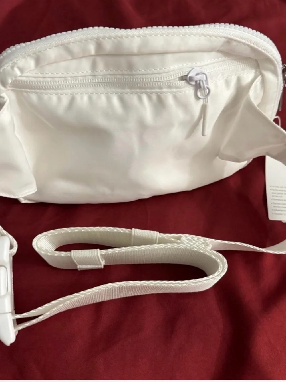 Lululemon belt bag size 2 L